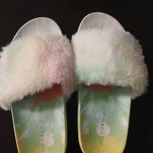 Madden Girl Pastel Tie-Dye Fuzzy Slides